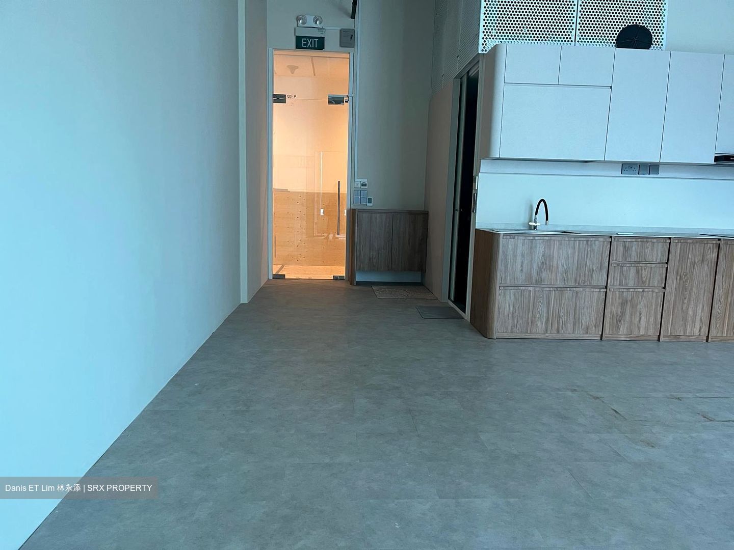 Arc 380 (D8), Office #482915361